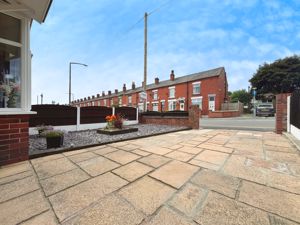 Front Aspect- click for photo gallery